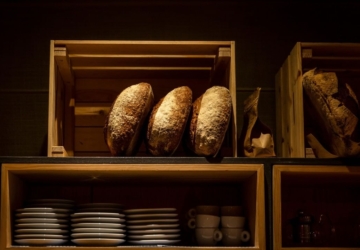 Ogi: a padaria do chef Vasco Coelho Santos abriu um espaço físico permanente no Porto