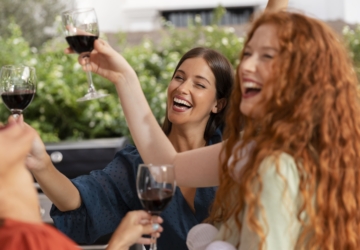 Chegaram os novos vinhos do Douro para beber com os amigos no verão
